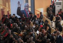 Le Ghana a inhumé jeudi 13 septembre son héros, Kofi Annan, l’ancien secrétaire général des Nations unies.