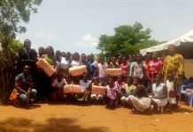 Soins Hygiéniques : L’AFD-Togo au chevet des filles en âge de puberté dans le canton d’Agbalepedogan.