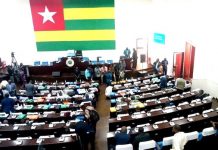 Togo: Les réformes constitutionnelles et institutionnelles enfin adoptées avec un accent particulier sur la non rétroactivité de la loi.