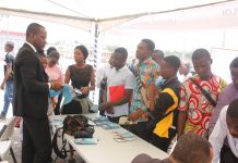 Togo : Plus de 7000 primo-demandeurs d’emploi ont dit adieu à l’inactivité grâce au programme “Aide”