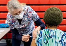 Vaccination Anti-Covid-19 : le port de gant est-il obligatoire ?