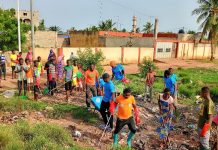 Agoè-Nyivé 4 : les Amis du Futur maintiennent la salubrité publique à Kotokoli Zongo (Vidéo)