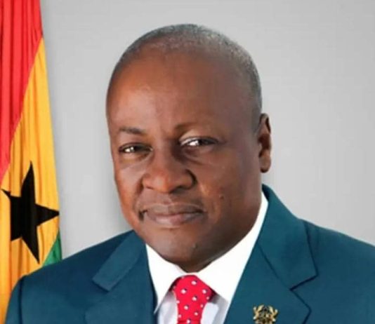 Élections présidentielles au Ghana : pluie de félicitations au vainqueur John Mahama