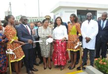Industrie togolaise en plein essor : FHC Médica et NutriSource inaugurées à la PIA