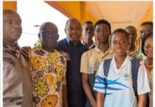 Solidarité sportive : le CNO-Togo réconforte ses jeunes rameurs