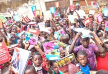 Djémégni accueille le lancement national d’une vaste campagne de distribution de kits scolaires