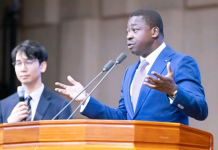 Faure Gnassingbé prend 4 000 jeunes sous son aile