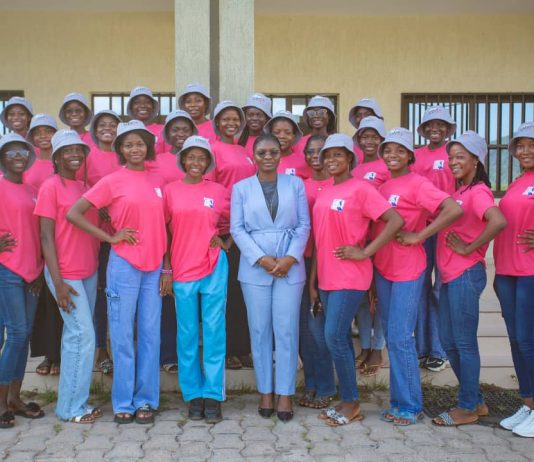 Excellence académique et entrepreneuriale : la Présidente Houzou-Mouzou galvanise les candidates avant la grande finale de Miss Campus Togo