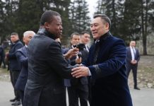 Faure Gnassingbé en visite officielle au Kirghizistan