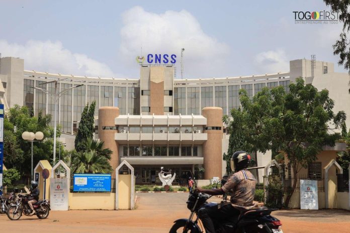 Siege-social-de-la-Caisse-Nationale-de-Securite-Sociale-du-Togo-(CNSS-Togo)-325