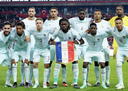 Équipe de France : un sans-faute sur le terrain, des couacs en coulisses
